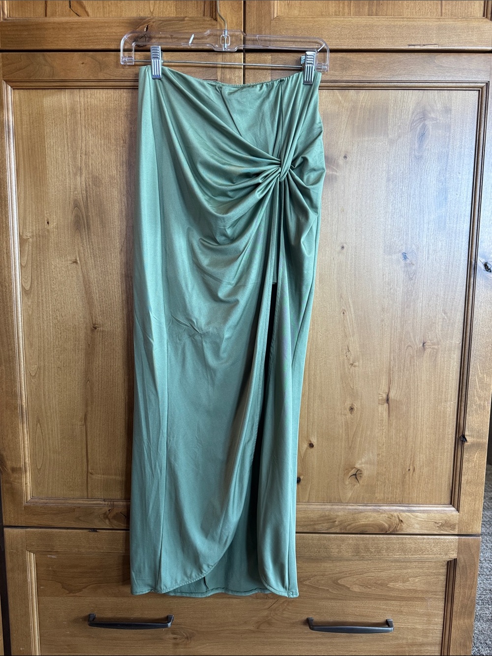 superdown Sage Green Twist-Detail Maxi Skirt